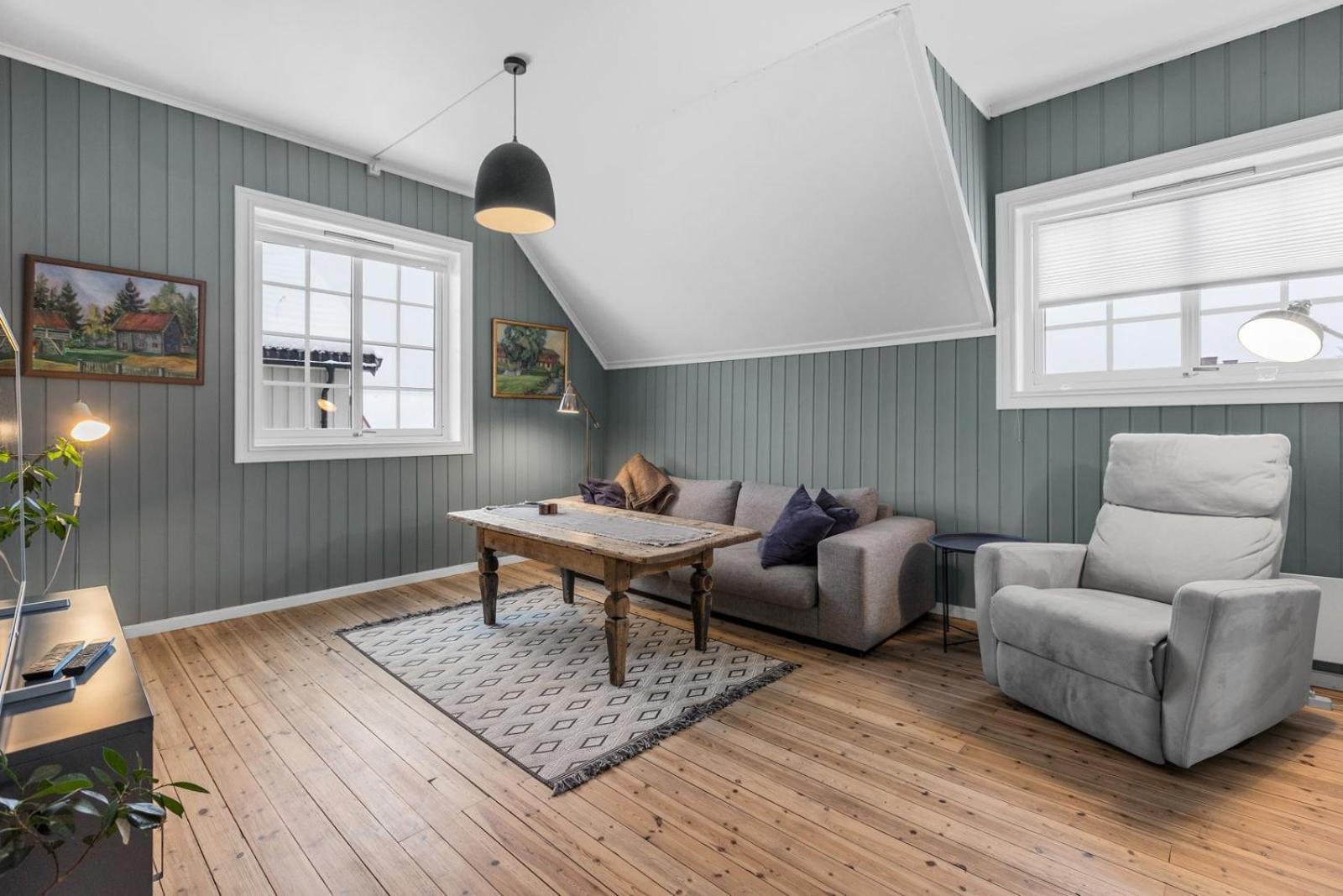 Sentral I Klassisk Hus! Apartment *
